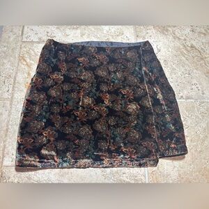 Chelsea & Violet Velvet Floral Wrap Skirt Womens Size XL NWT